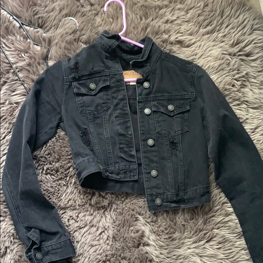 Hollister black cropped denim jacket